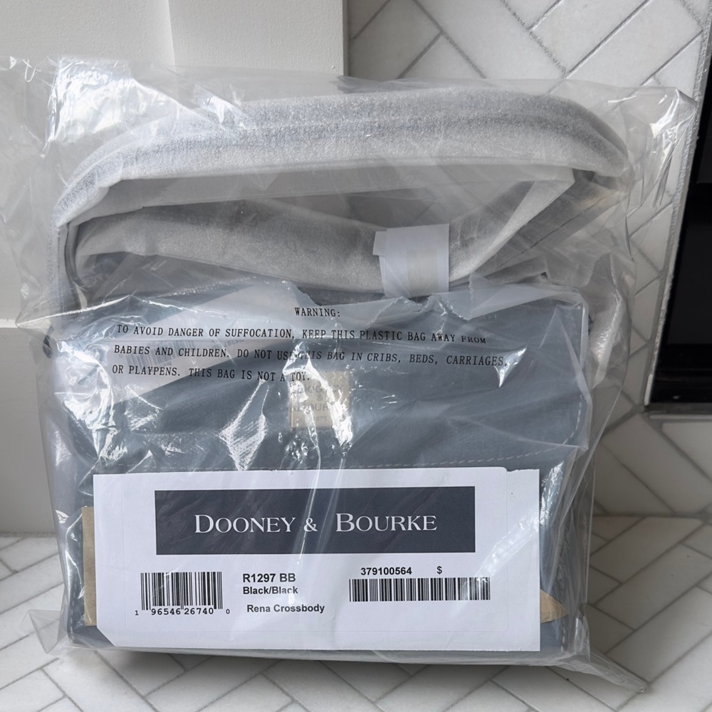 Dooney & Bourke Black Pebble Grain Rena Leather Crossbody Bag - Picture 5 of 5